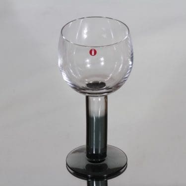 Nuutajärvi Mondo lasi, 24 cl, suunnittelija Kerttu Nurminen, 24 cl