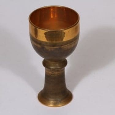 Savitorppa pikari, suunnittelija Garizim Hansen, käsin dreijattu, kullattu, signeerattu