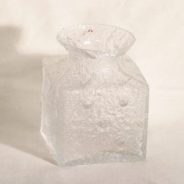 Iittala Crocus maljakko, signeerattu, suunnittelija Timo Sarpaneva, signeerattu