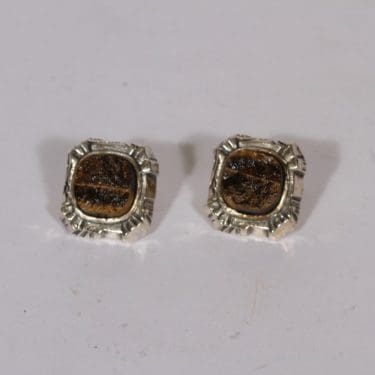 Turun Hopea H 5586 kalvosinnapit, hopea, 2 kpl, suunnittelija Pentti Sarpaneva, hopea