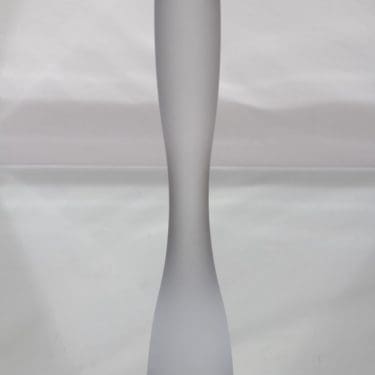 Iittala Marcel kynttilänjalka, kirkas, suunnittelija Timo Sarpaneva, suuri, matta, signeerattu