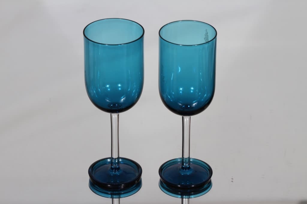 Riihimäen lasi Harlekiini mehulasit, 15 cl, 2 kpl, suunnittelija Nanny Still, 15 cl