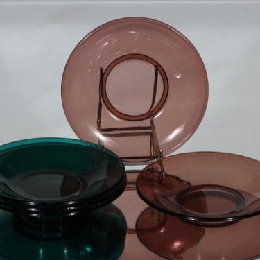 Nuutajärvi lautaset, eri värejä, 5 kpl, suunnittelija , pieni