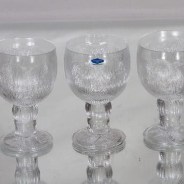 Nuutajärvi Pioni viinilasit, 20 cl, 3 kpl, suunnittelija Oiva Toikka, 20 cl