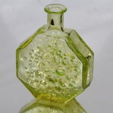 Riihimäen lasi Stella Polaris koristepullo, keltainen, suunnittelija Nanny Still,