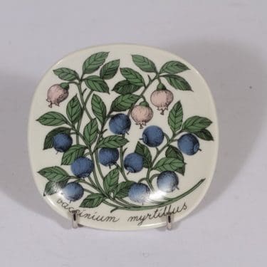 Arabia Botanica koristelautanen, Mustikka, suunnittelija , Mustikka, pieni, serikuva