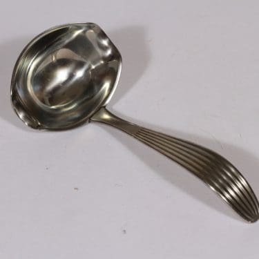 Hackman Scandia teräskauha, suunnittelija Kaj Franck, pieni