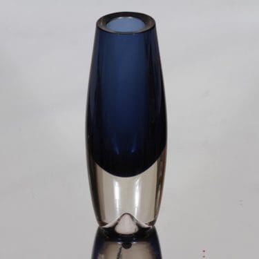 Iittala 3654 maljakko, signeerattu, suunnittelija Erkki Vesanto, signeerattu, pieni