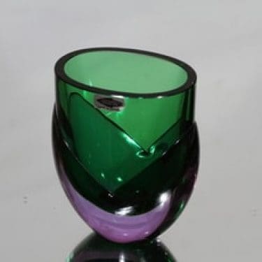 Nuutajärvi Kukka maljakko, vihreä, suunnittelija Heikki Orvola, pieni