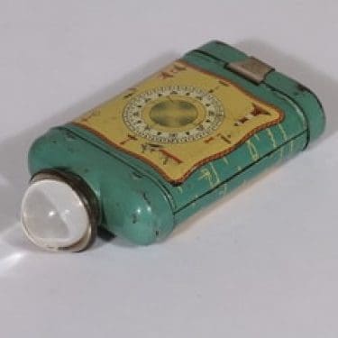 Turi peltinen taskulamppu, turkoosi, suunnittelija , maalattu