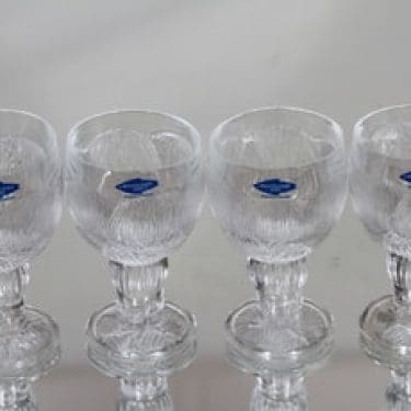 Nuutajärvi Pioni lasit, 6 cl, 4 kpl, suunnittelija Oiva Toikka, 6 cl