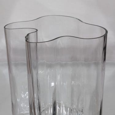 Iittala Savoy maljakko, signeerattu, suunnittelija Alvar Aalto, signeerattu, suuri, kirkas