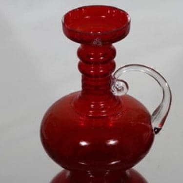 Riihimäen lasi Kleopatra maljakko, rubiininpunainen, suunnittelija Tamara Aladin,