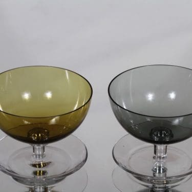 Nuutajärvi Jäätelömalja jälkiruokamaljat, eri värejä, 2 kpl, suunnittelija Saara Hopea,