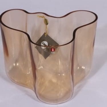 Iittala 3030 maljakko, signeerattu, suunnittelija Alavar Aalto, signeerattu