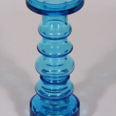 Nuutajärvi Pikku-Majakka kynttilänjalka, signeerattu, suunnittelija Oiva Toikka, signeerattu