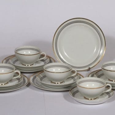 Arabia Minerva kahvikupit ja lautaset, 5 kpl, suunnittelija , raitakoriste