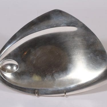 Kultakeskus TW 100 malja, hopea, suunnittelija Tapio Wirkkala,