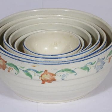 Arabia koriste P33-36 kulhot, eri kokoja, 6 kpl, suunnittelija , eri kokoja, siirtokuva