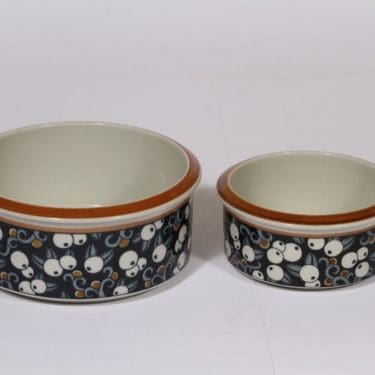 Arabia Taika kulhot, k 2 kpl, 2 kpl, suunnittelija Inkeri Seppälä, k 2 kpl, erikoiskoriste, eri kokoja