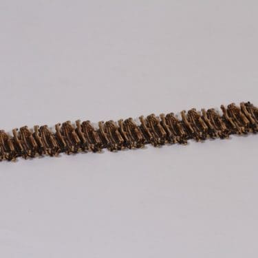 Turun Hopea Kaarna rannekoru, pronssi, suunnittelija Pentti Sarpaneva, pronssi