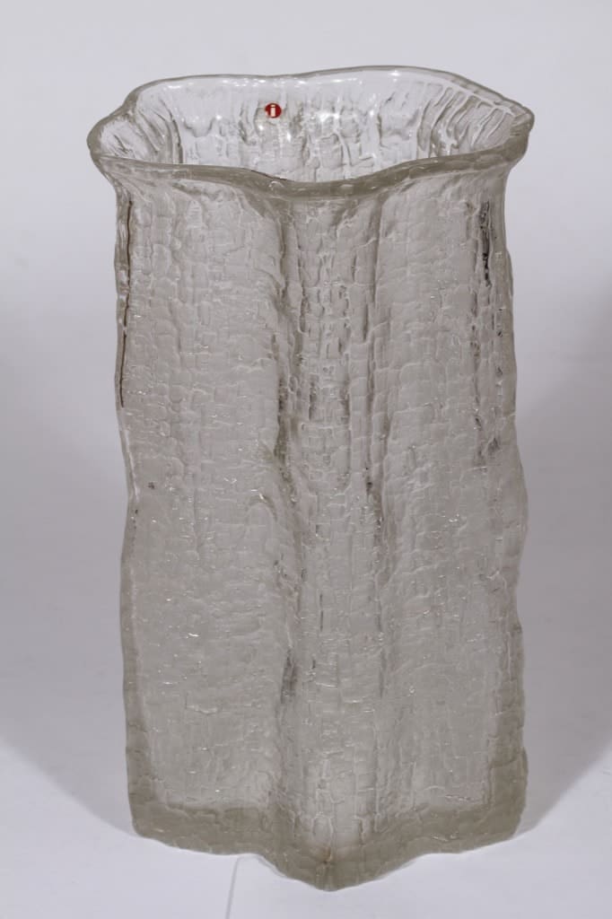 Iittala Finlandia maljakko, suunnittelija Timo Sarpaneva, suuri, signeerattu