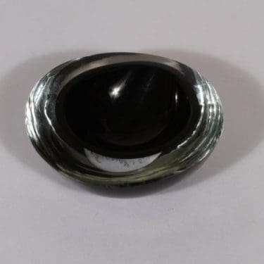 Nuutajärvi Kastanja taide-esine, musta, suunnittelija Kaj Franck, pieni, signeerattu