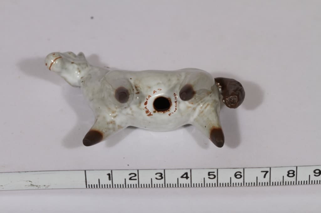 Arabia figuuri, hevonen, suunnittelija Anja Juurikkala, hevonen, pieni, käsinmaalattu, signeerattu kuva 3