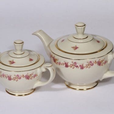 Arabia Anneli teekaatimet, 2 kpl, suunnittelija , siirtokuva, eri kokoja, kukka-aihe