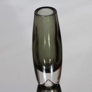 Iittala Lappi maljakko, harmaa, suunnittelija Erkki Vesanto, pieni, signeerattu