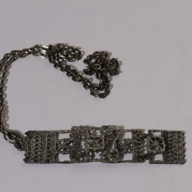 Turun Hopea Pitsi kaulakoru, hopea, suunnittelija Pentti Sarpaneva, hopea