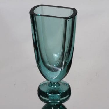 Karhula GH 6 maljakko, vihreä, suunnittelija Göran Hongell, signeerattu