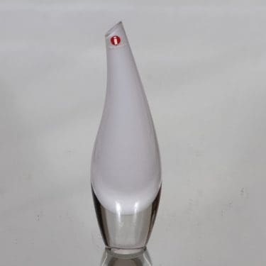 Iittala Kalanrakko taide-esine, valkoinen, suunnittelija Tapio Wirkkala, pieni, signeerattu