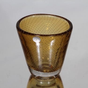 Nuutajärvi GN 3 taide-esine, keltainen, suunnittelija Gunnel Nyman, pieni, signeerattu