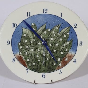 Arabia seinäkello, suunnittelija Heljä Liukko-Sundström, serikuva