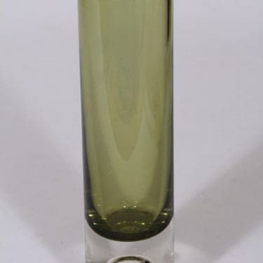 Iittala 3586 maljakko, vihreä, suunnittelija Tapio Wirkkala, signeerattu