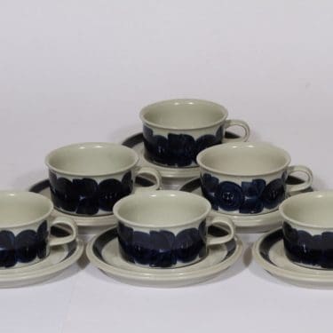 Arabia Anemone teekupit, sininen, 6 kpl, suunnittelija Ulla Procope, käsinmaalattu, signeerattu