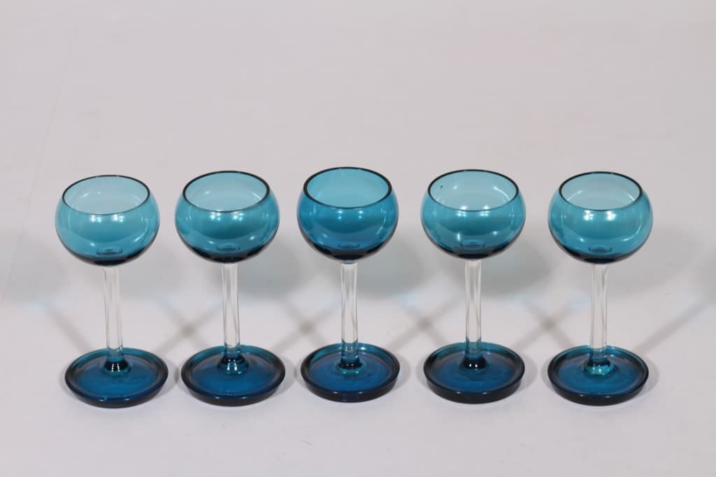 Riihimäen lasi Harlekiini liköörilasit, 3 cl, 5 kpl, suunnittelija Nanny Still, 3 cl, pieni