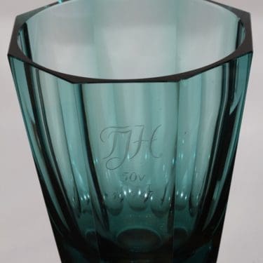 Karhula maljakko, vihreä, suunnittelija Göran Hongell, signeerattu