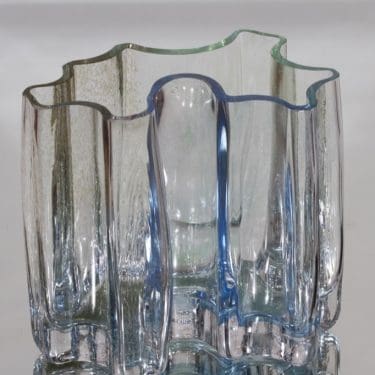 Riihimäen lasi Sokkelo maljakko, kirkas, suunnittelija Helena Tynell, massiivinen