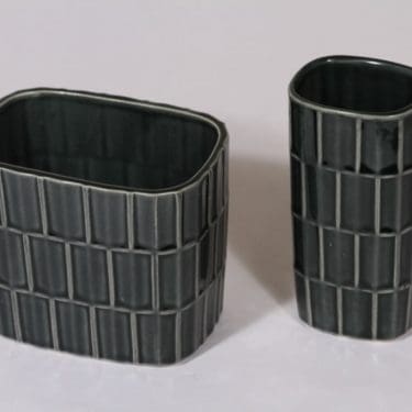 Arabia 388-2 maljakot, turkoosi, 2 kpl, suunnittelija Göran Bäck, funktionalismi