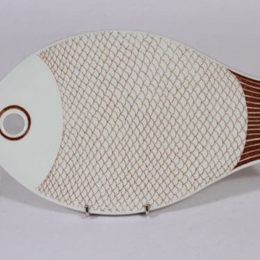 Arabia Kala talouslevy, kala-aihe, suunnittelija , kala-aihe, kuparipainokoriste