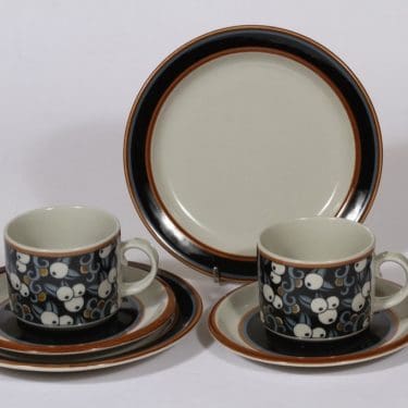 Arabia Taika teekupit ja lautaset, 2 kpl, suunnittelija , erikoiskoriste, retro