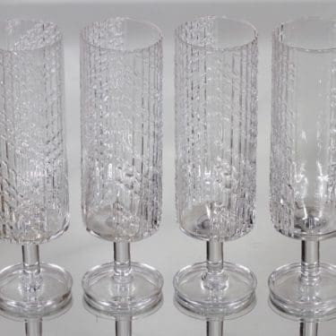 Riihimäen lasi Flindari kuohuviinilasit, kirkas, 4 kpl, suunnittelija Nanny Still,