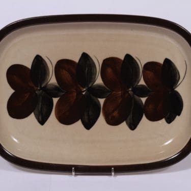 Arabia Ruija vati, käsinmaalattu, suunnittelija , käsinmaalattu