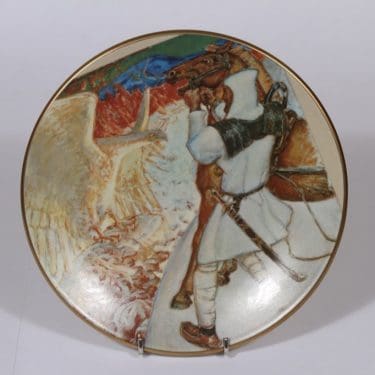 Arabia vuosilautanen, Lemminkäinen tulijoella, suunnittelija Akseli Gallen-Kallela, Lemminkäinen tulijoella, 1985, serikuva, Kalevala-aihe