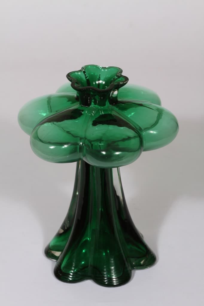 Riihimäen lasi Päivänkukka maljakko, vihreä, suunnittelija Helena Tynell,