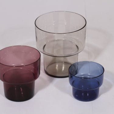 Iittala Viola maljakot, eri värejä, 3 kpl, suunnittelija Lisa Johansson-Pape, eri kokoja