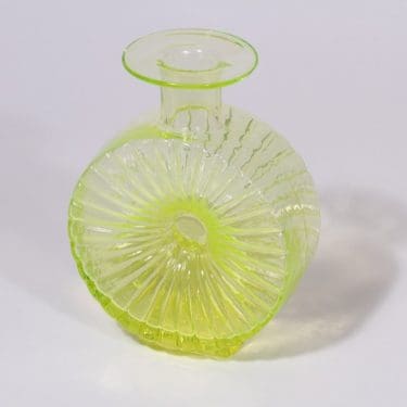 Riihimäen lasi Aurinkopullo koristepullo, koko 2/4, suunnittelija Helena Tynell, koko 2/4