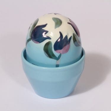 Arabia Ikikukka koriste-esine, Kellokukka, suunnittelija Heljä Liukko-Sundström, Kellokukka, lysteri